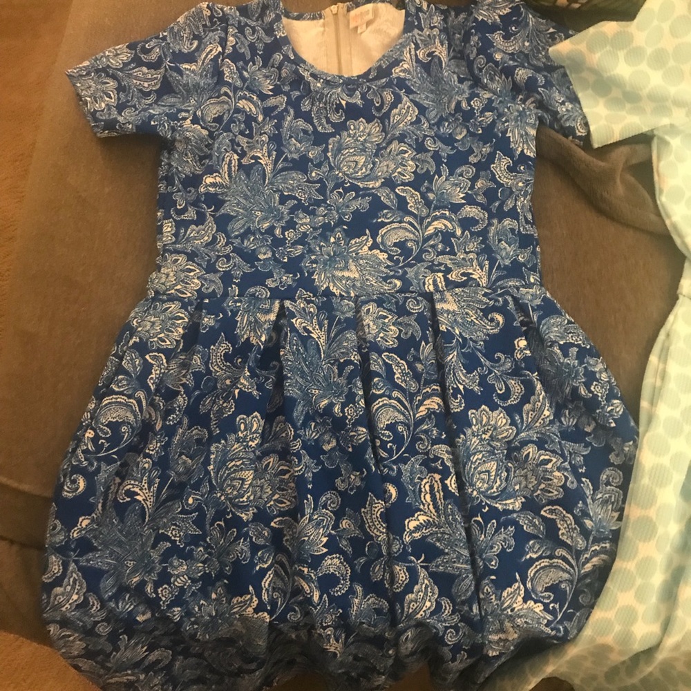 XL Lularoe Amelia